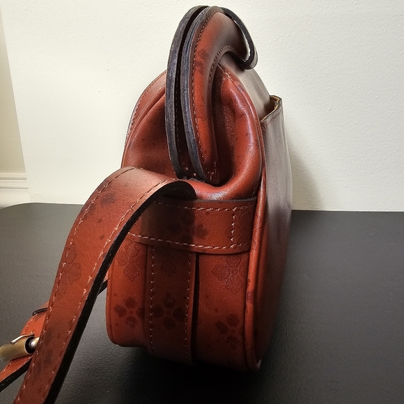 Patricia Nash Florentina Frame Leather Crossbody Bag NWT - Picture 10 of 16